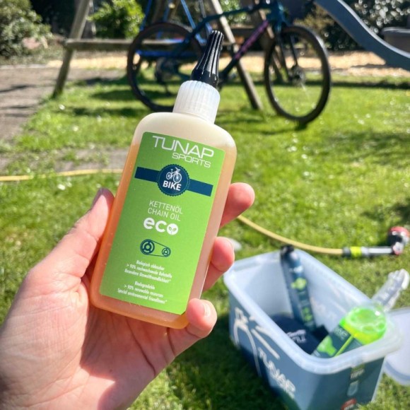 Tunap Sports bringt Bio-Kettenöl auf den Markt